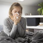 Mulher resfriado gripe