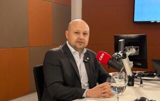 Edson Vasconcelos, presidente Fiep, comenta gastos do governo