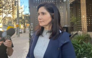 Homem atirou duas vezes na mulher e depois cometeu suicídio