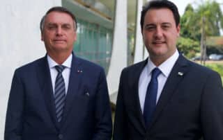 O ex-presidente Jair Bolsonaro (PL) e o governador Ratinho Junior (PSD)