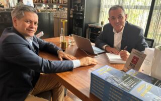 Foi lançado nesta segunda-feira (10) o livro “Síndico de Sucesso: transforme condomínios em renda”, do especialista em direito condominial e colunista da CBN Curitiba, Ricardo Reis.